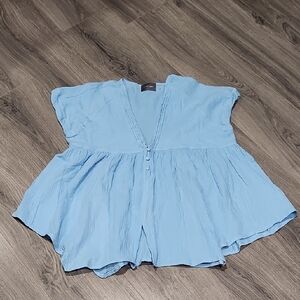 GUC Blue Cotton Hudson Gray Peplum Flowy Top